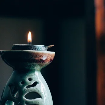 Thai-Kräuterstempelmassage